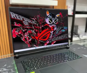 New Laptop Asus ROG Strix G18 32GB Intel Core Ultra 9 SSD 2T