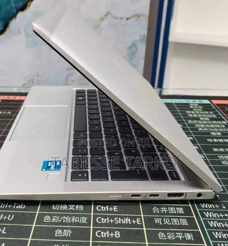New Laptop HP EliteBook 830 G8 16GB Intel Core i5 SSD 512GB