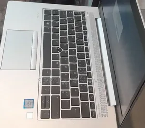 New Laptop HP EliteBook 830 G5 8GB Intel Core i5 SSD 256GB