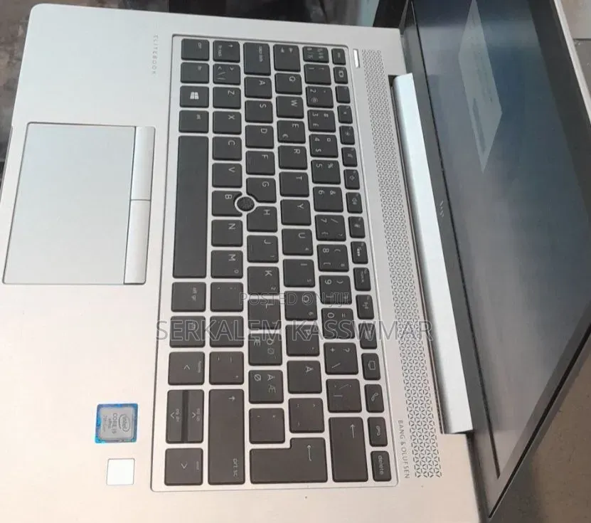New Laptop HP EliteBook 830 G5 8GB Intel Core i5 SSD 256GB