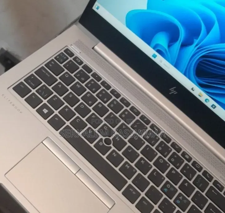 New Laptop HP EliteBook 830 G5 8GB Intel Core i5 SSD 256GB