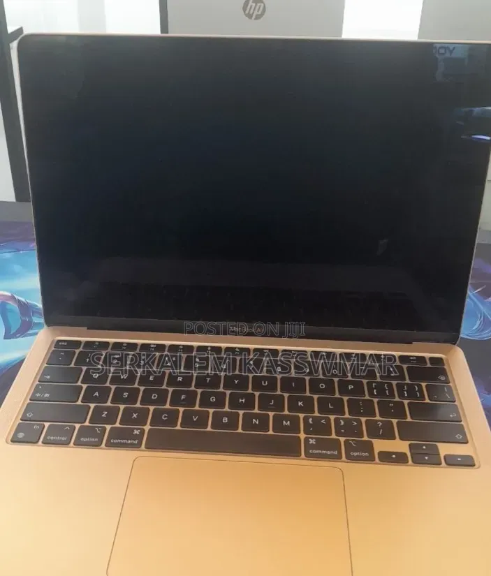 New Laptop Apple MacBook Air 2020 M1 8GB Apple M1 SSD 256GB