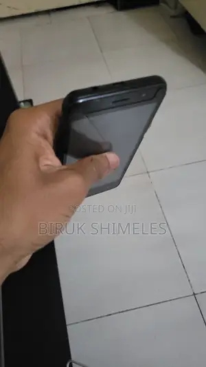 Safaricom Neon Ray Pro 16 GB Black