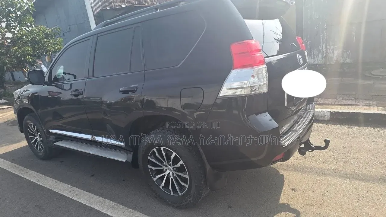 Toyota Land Cruiser Prado 2015 Matt Black