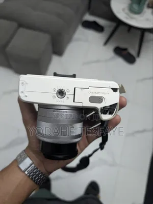 Canon Eos M50