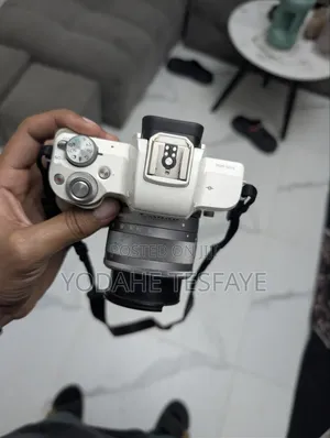 Canon Eos M50