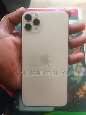Apple iPhone 11 Pro Max 64 GB White