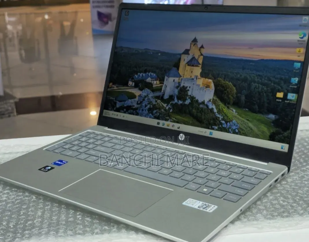 New Laptop HP Stream Notebook 16GB Intel Core i7 SSD 1T