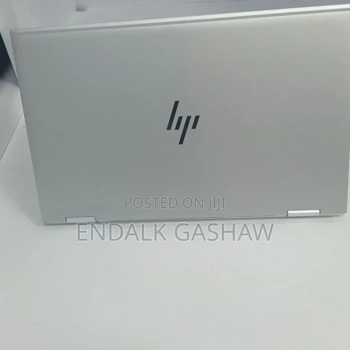 New Laptop HP EliteBook 1040 G8 16GB Intel Core i7 SSD 512GB