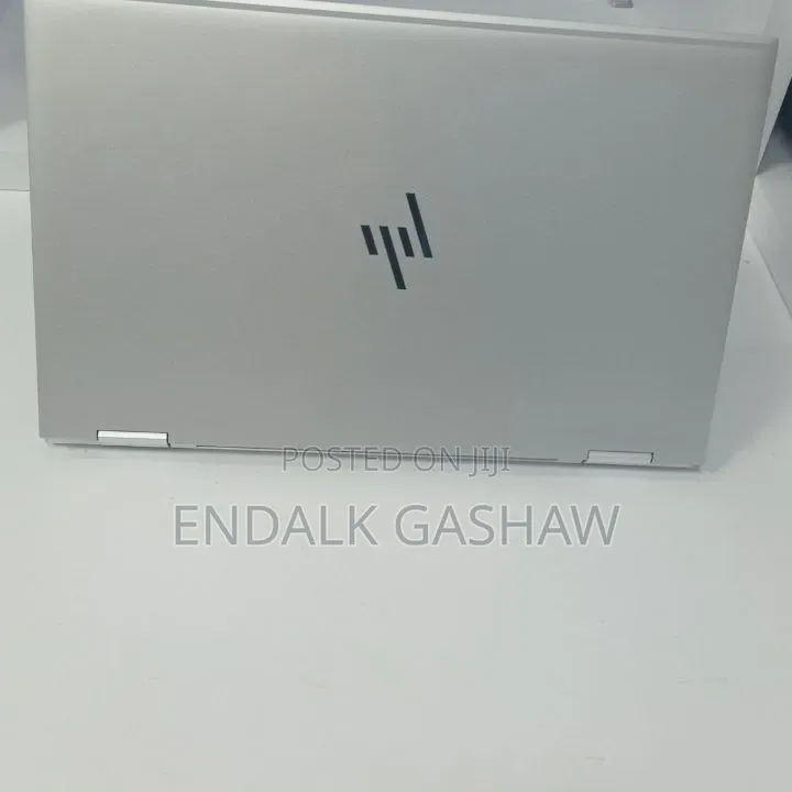 New Laptop HP EliteBook 1040 G8 16GB Intel Core i7 SSD 512GB