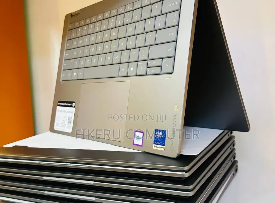 New Laptop HP OmniBook X Flip 16" 16GB Intel Core Ultra 7 SSD 1T