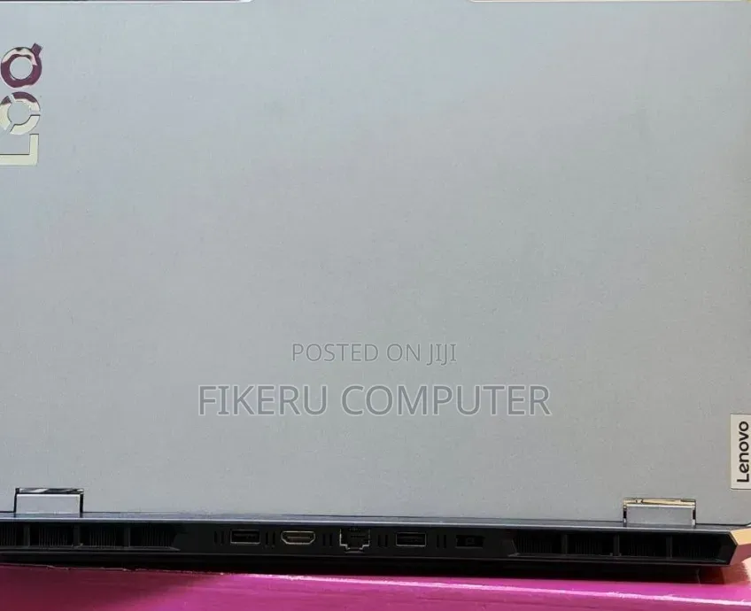 New Laptop Lenovo LOQ 15AHP10 16GB Intel Core i7 SSD 512GB