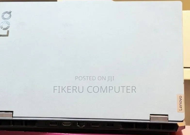 New Laptop Lenovo LOQ 15AHP10 16GB Intel Core i7 SSD 512GB