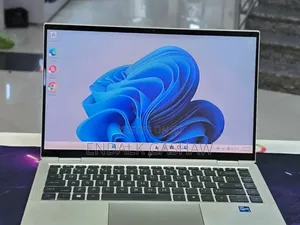 New Laptop HP EliteBook 1040 G8 16GB Intel Core i7 SSD 512GB