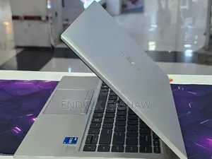 New Laptop HP EliteBook 840 G8 16GB Intel Core i5 SSD 512GB