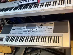 KORG PA 80 Keyboard