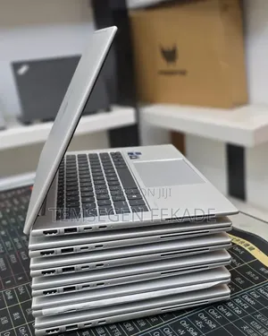 New Laptop HP EliteBook 840 G9 16GB Intel Core i7 SSD 512GB