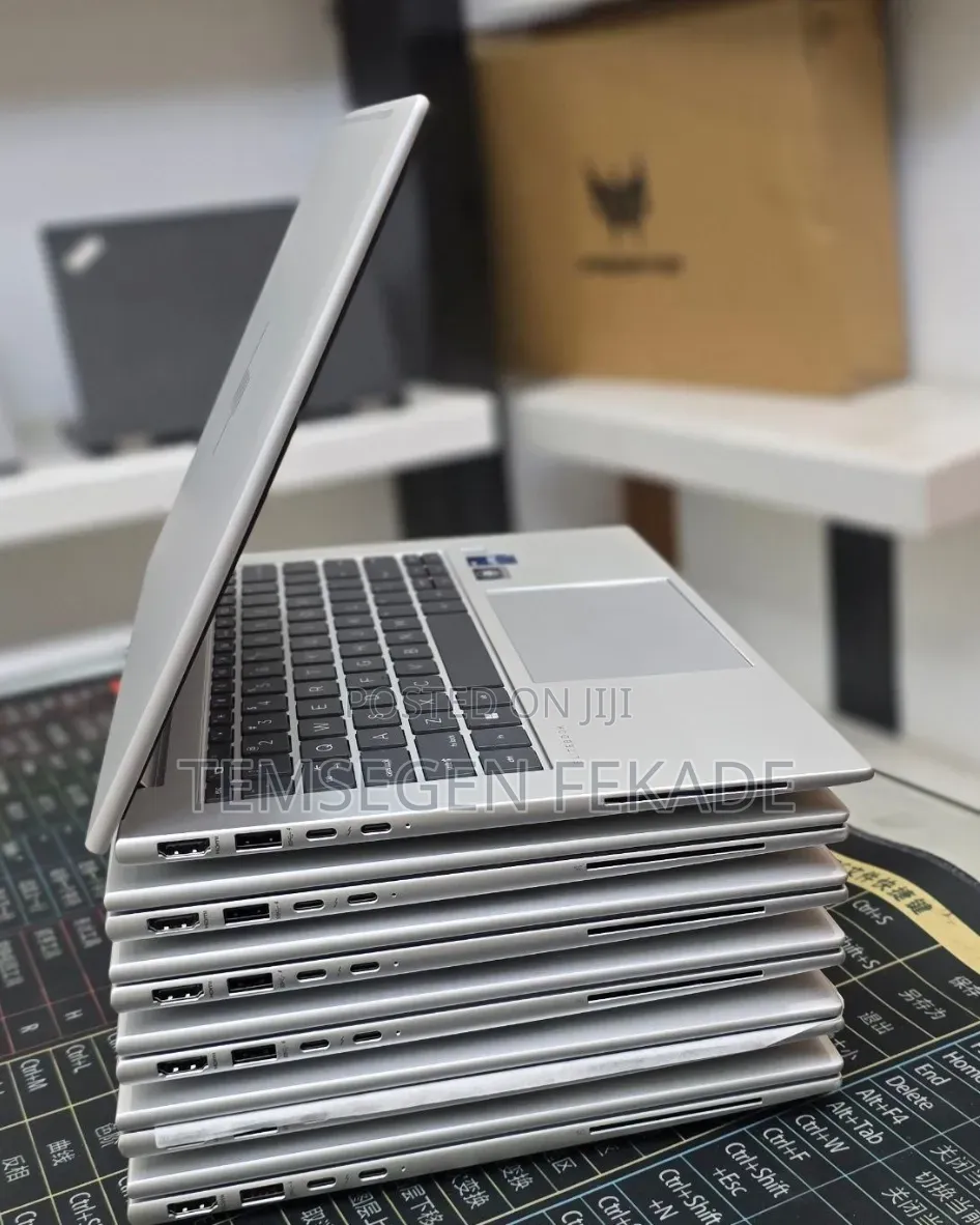 New Laptop HP EliteBook 840 G9 16GB Intel Core i7 SSD 512GB