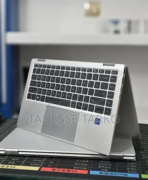 New Laptop HP EliteBook 1040 G8 16GB Intel Core i7 SSD 512GB