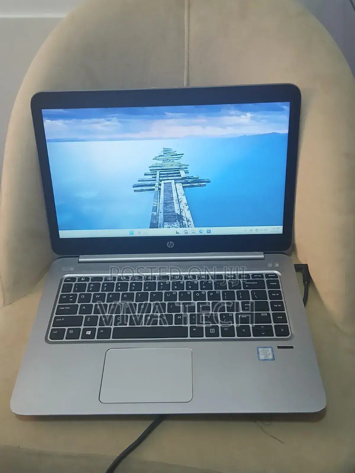 New Laptop HP EliteBook Folio 1040 G3 8GB Intel Core i5 SSD 512GB