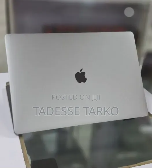 New Laptop Apple MacBook Pro 2019 64GB Intel Core i9 SSD 512GB
