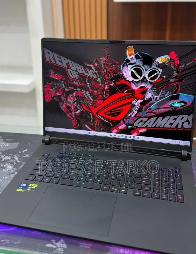 New Laptop Asus ROG Strix G18 32GB Intel Core Ultra 9 SSD 2T