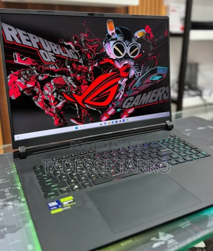 New Laptop Asus ROG Strix G18 32GB Intel Core Ultra 9 SSD 2T