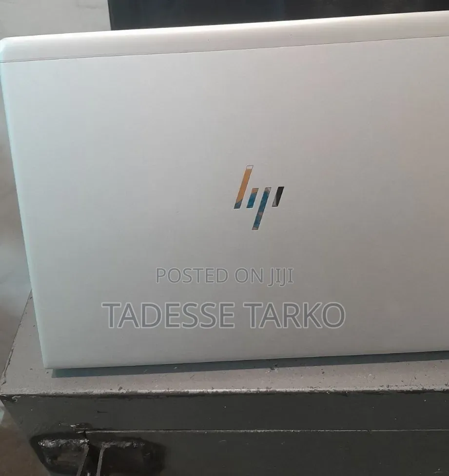 New Laptop HP EliteBook 830 G5 8GB Intel Core i5 SSD 256GB