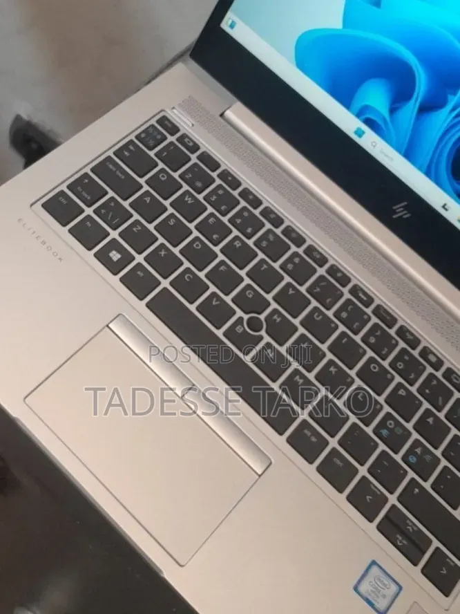 New Laptop HP EliteBook 830 G5 8GB Intel Core i5 SSD 256GB
