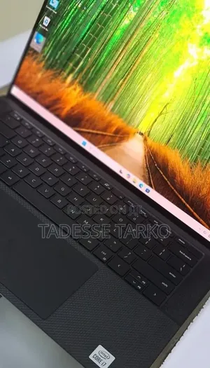New Laptop Dell XPS 15 16GB Intel Core i7 SSD 512GB
