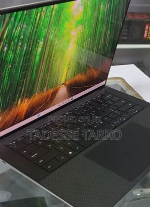 New Laptop Dell XPS 15 16GB Intel Core i7 SSD 512GB