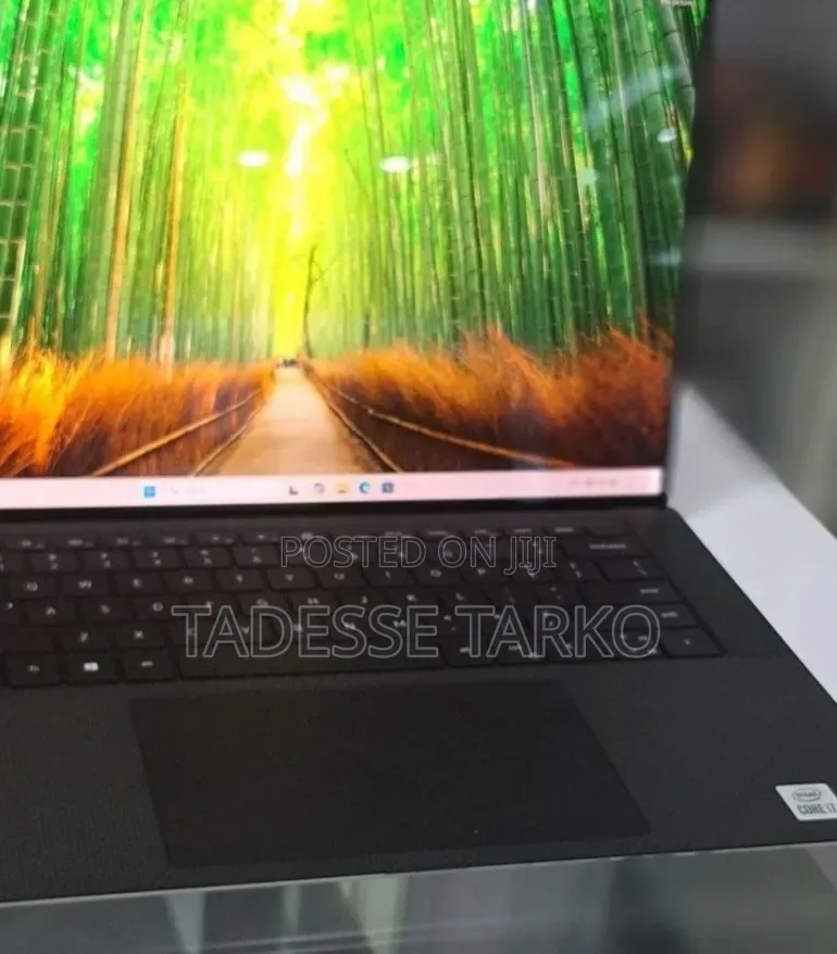 New Laptop Dell XPS 15 16GB Intel Core i7 SSD 512GB