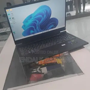 New Laptop HP Victus 16 16GB Intel Core i7 SSD 1T