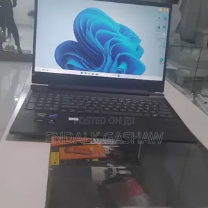 New Laptop HP Victus 16 16GB Intel Core i7 SSD 1T