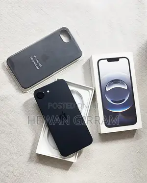 New Apple iPhone 16e 128 GB Black