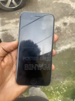 Apple iPhone 8 64 GB Black