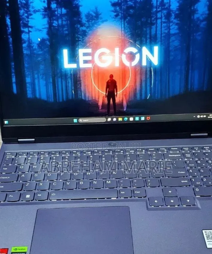 New Laptop Lenovo Legion 5 16GB AMD Ryzen 7 SSD 512GB
