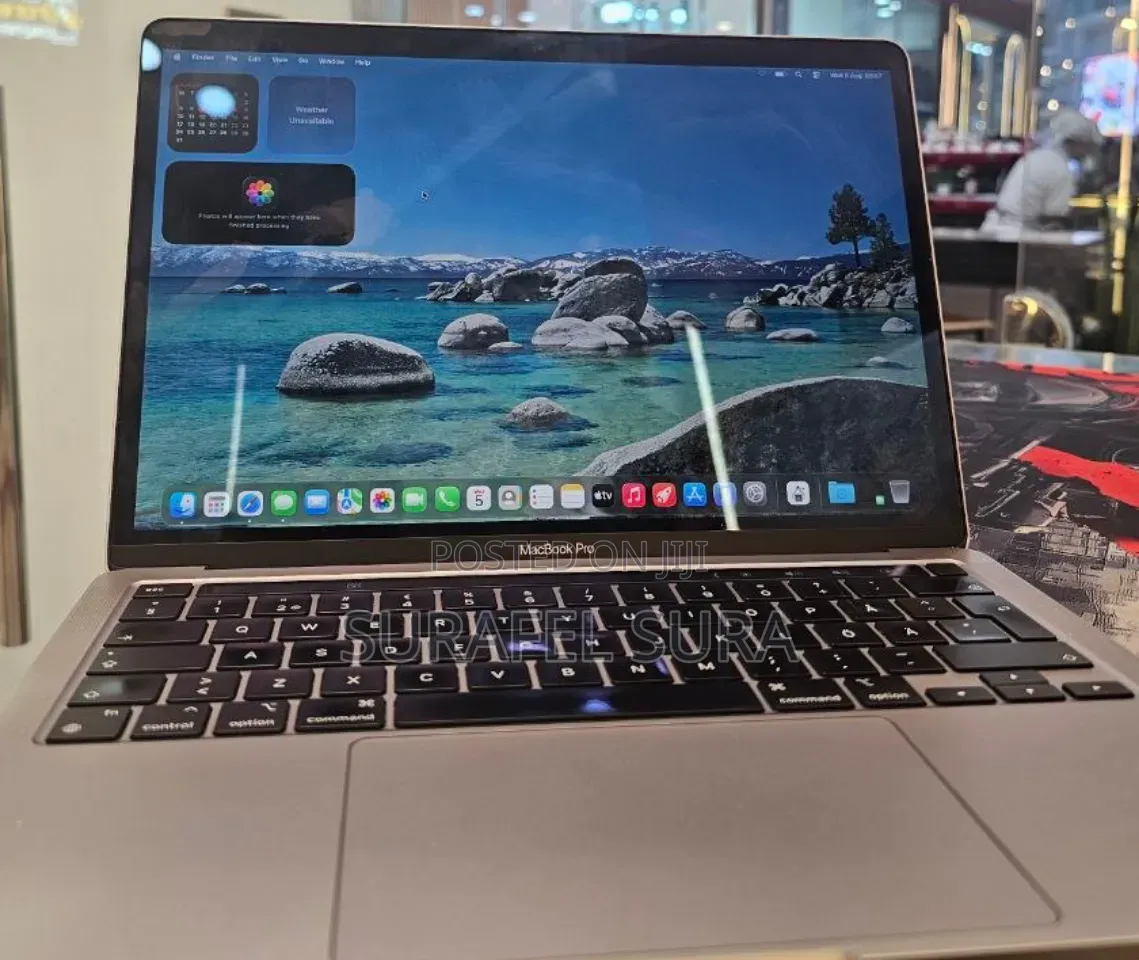 New Laptop Apple MacBook Pro 2020 16GB Apple M1 SSD 256GB