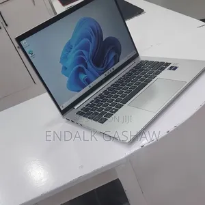 New Laptop HP EliteBook 840 G10 16GB Intel Core i7 SSD 512GB