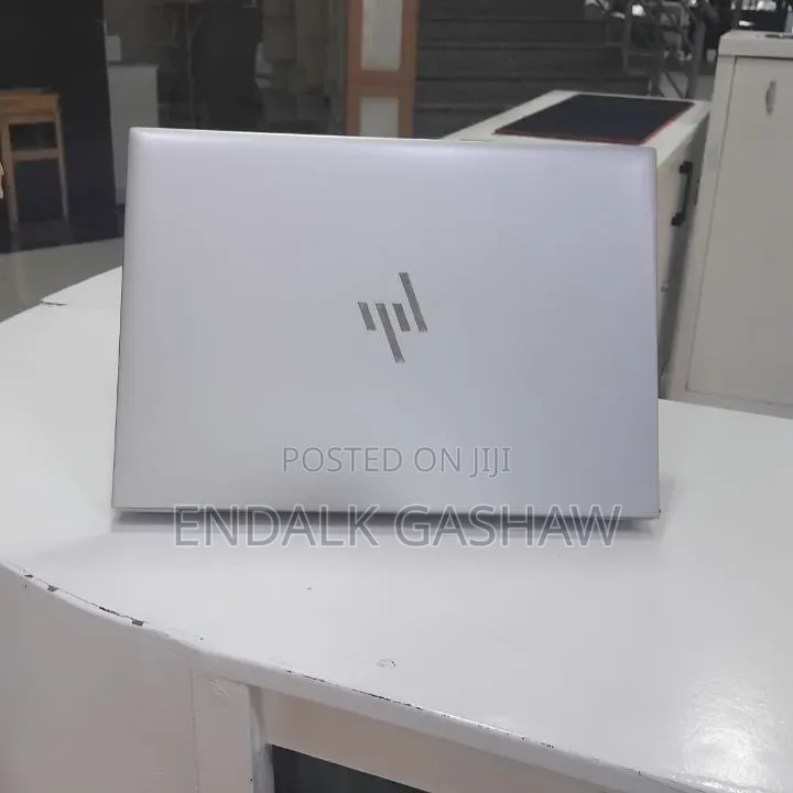 New Laptop HP EliteBook 840 G10 16GB Intel Core i7 SSD 512GB