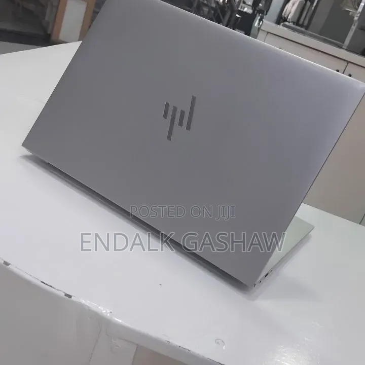 New Laptop HP EliteBook 840 G10 16GB Intel Core i7 SSD 512GB