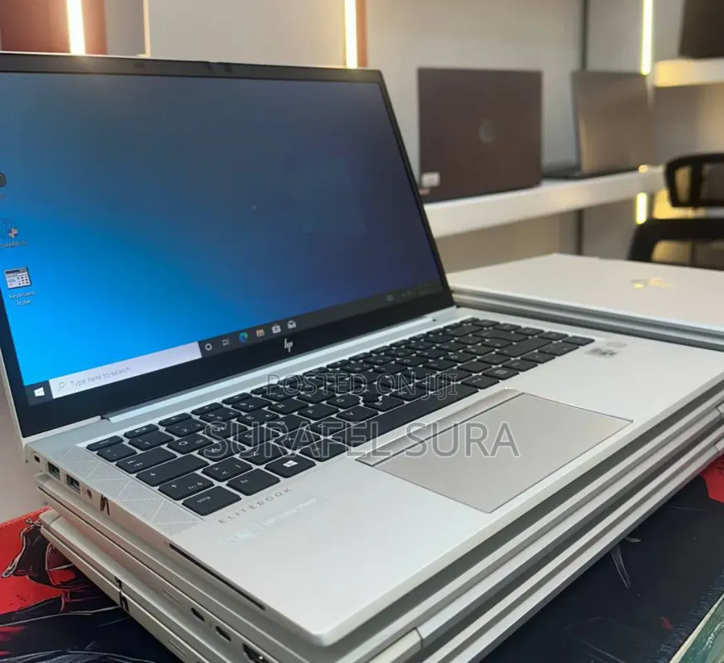 New Laptop HP EliteBook 830 G8 16GB Intel Core i7 SSD 512GB