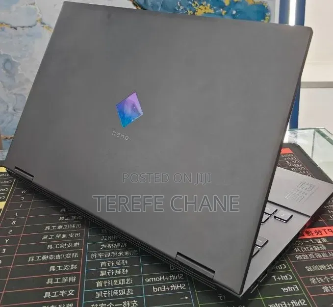 New Laptop HP Omen 15 16GB AMD Ryzen 7 SSD 512GB
