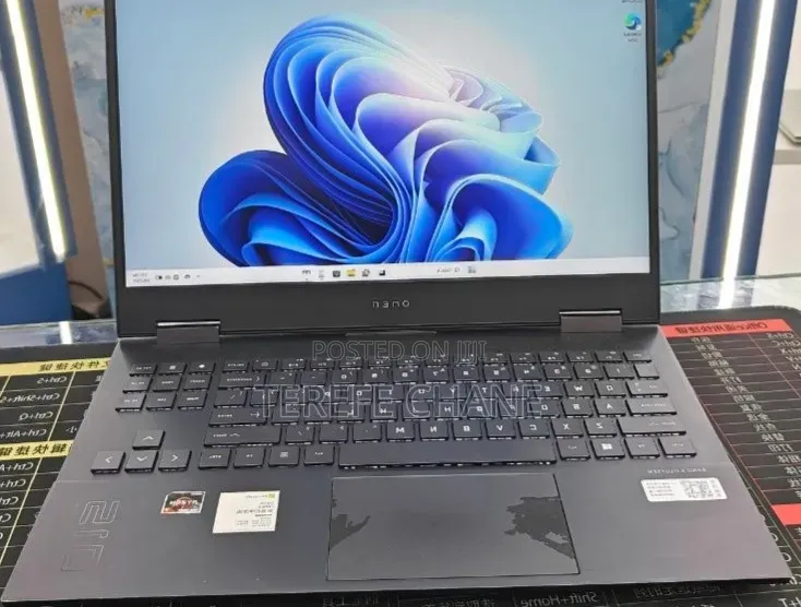 New Laptop HP Omen 15 16GB AMD Ryzen 7 SSD 512GB