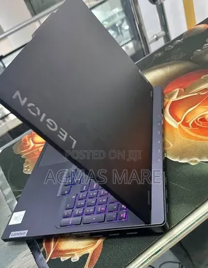 New Laptop Lenovo Legion Pro 7 32GB Intel Core i9 SSD 1T
