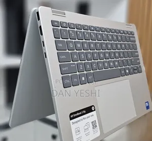New Laptop HP OmniBook 5 Flip 16GB Intel Core 7 SSD 1T