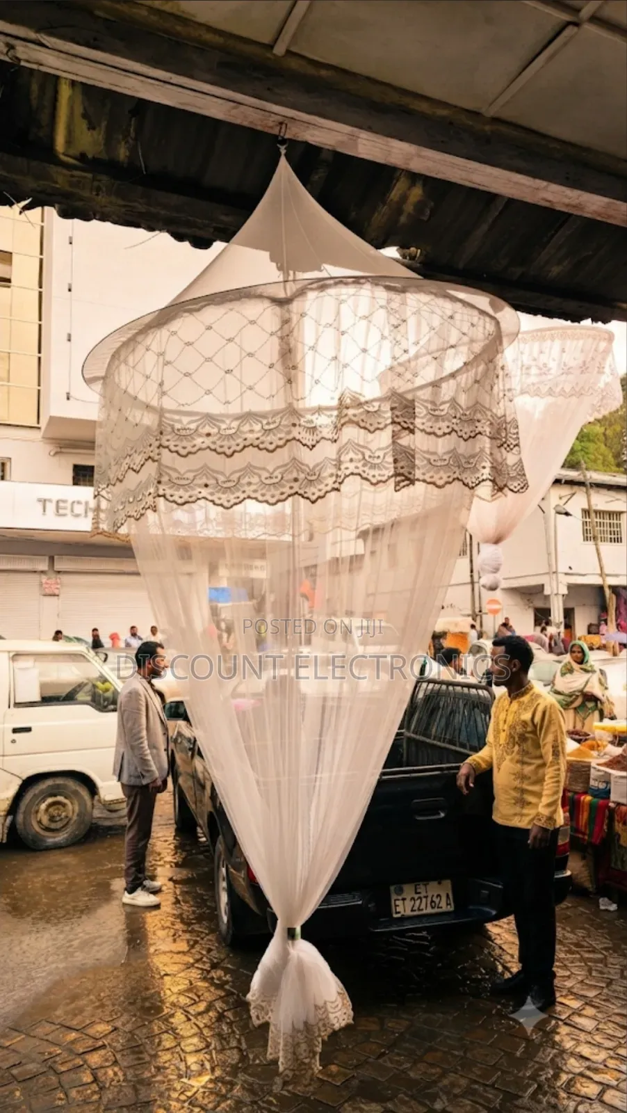 ​Elegant Hanging Round Lace Bed Canopy Mosquito Net