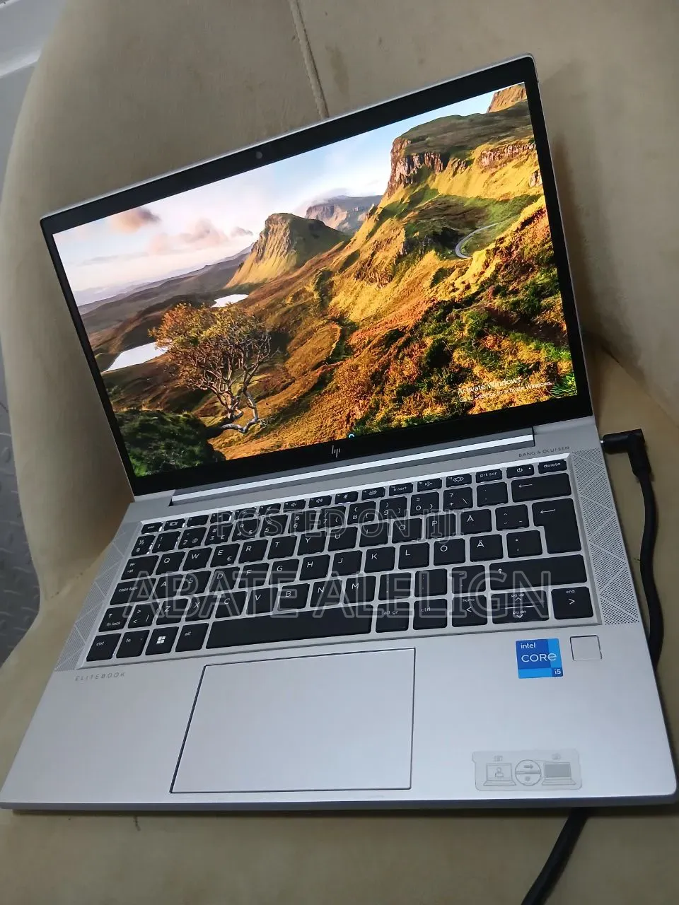 New Laptop HP EliteBook 830 G8 16GB Intel Core i5 SSD 512GB