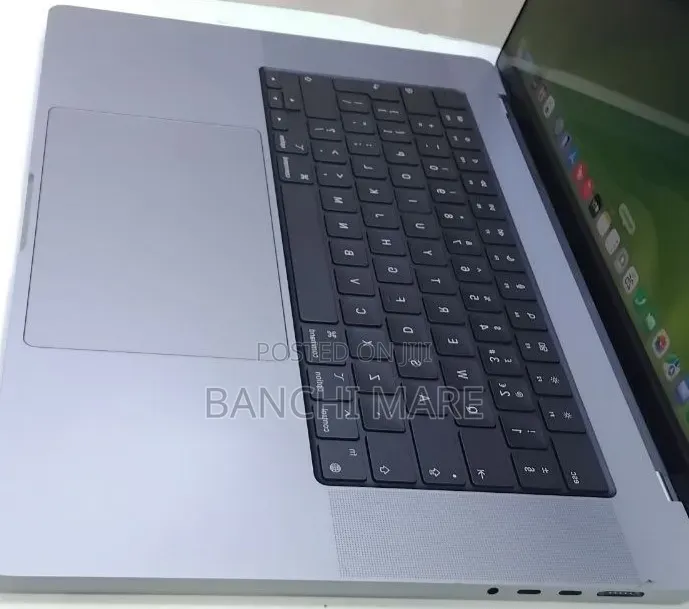 New Laptop Apple MacBook Pro 2021 M1 Max 64GB Apple M1 Max SSD 1T