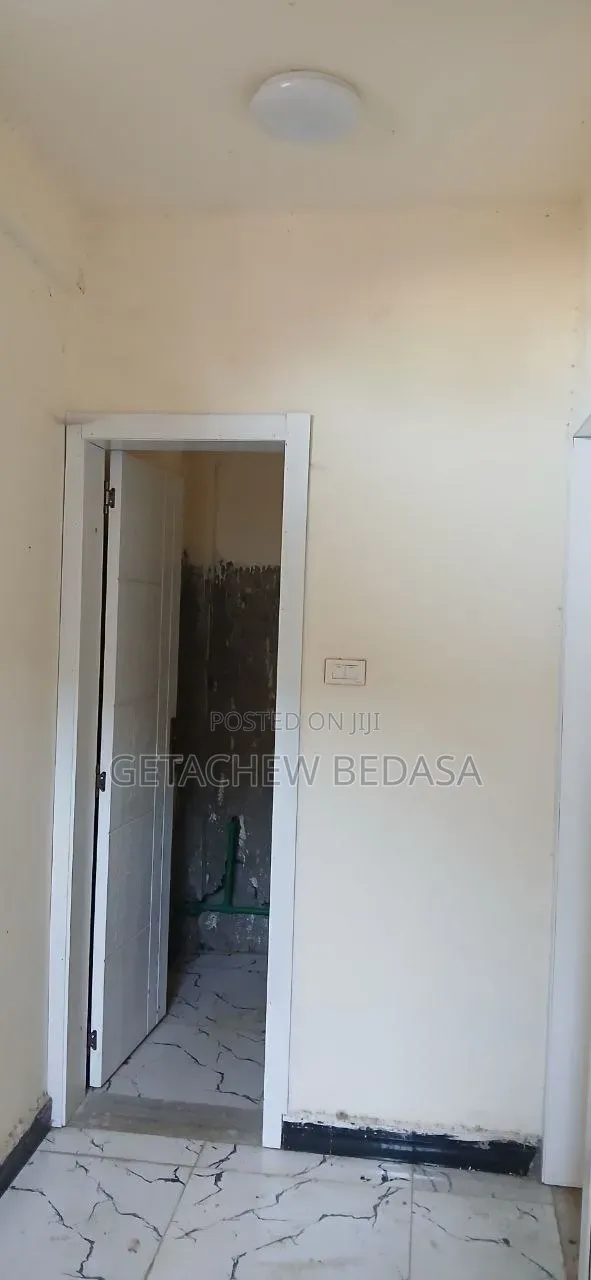 7bdrm House in Oromia-Finfinne for sale